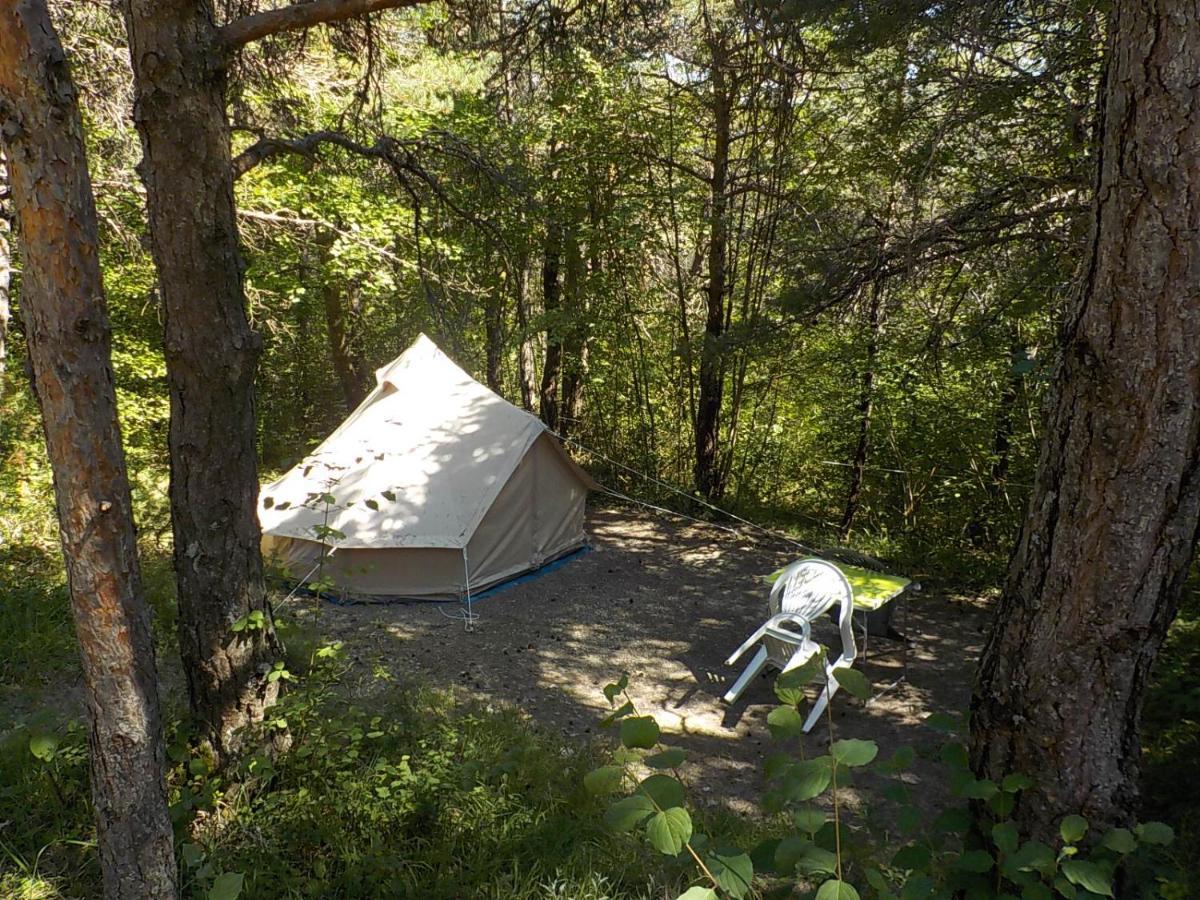 Camping La Chabannerie Hotel Saint-Martin-de-Clelles Exterior foto